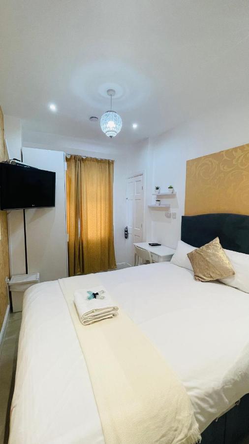 Mayday House Hotel London Bagian luar foto