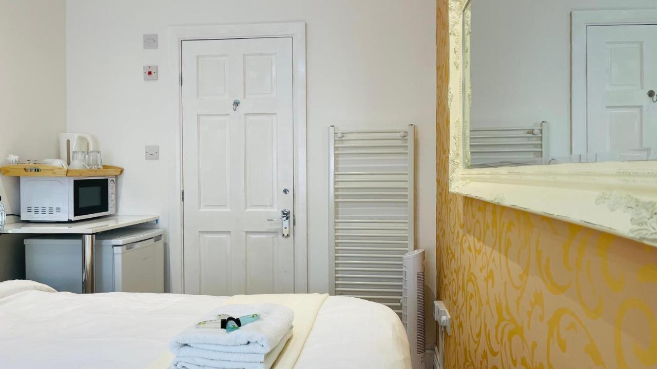 Mayday House Hotel London Bagian luar foto