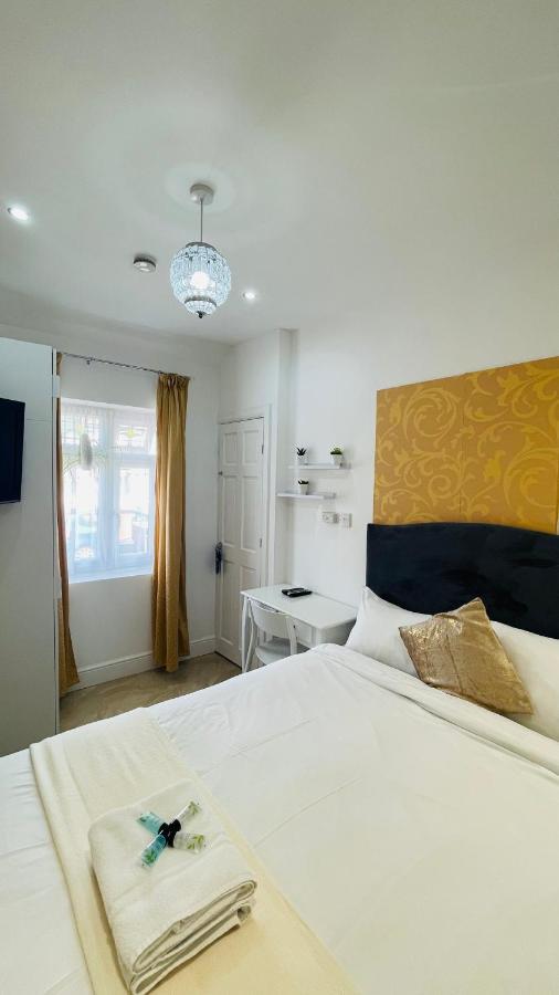 Mayday House Hotel London Bagian luar foto